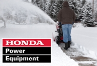 Spazzaneve a ruote Honda per la pulizia di ampie aree da neve in inverno.